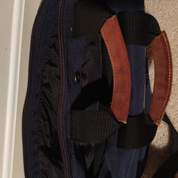 Esprit messenger bag - Picture 4 of 6